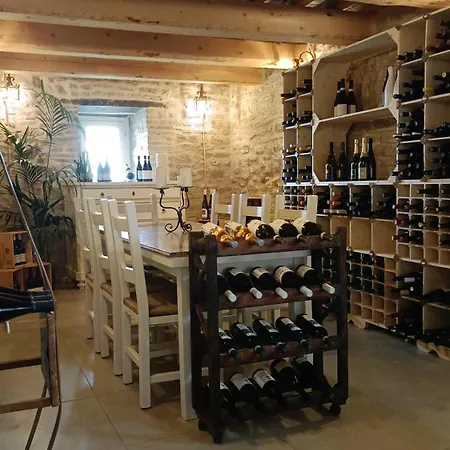 La Rocca Residenza D'epoca Inn *