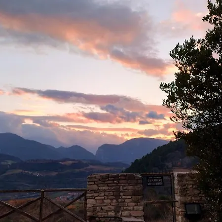 Πανδοχείο La Rocca Residenza D'epoca Fossombrone